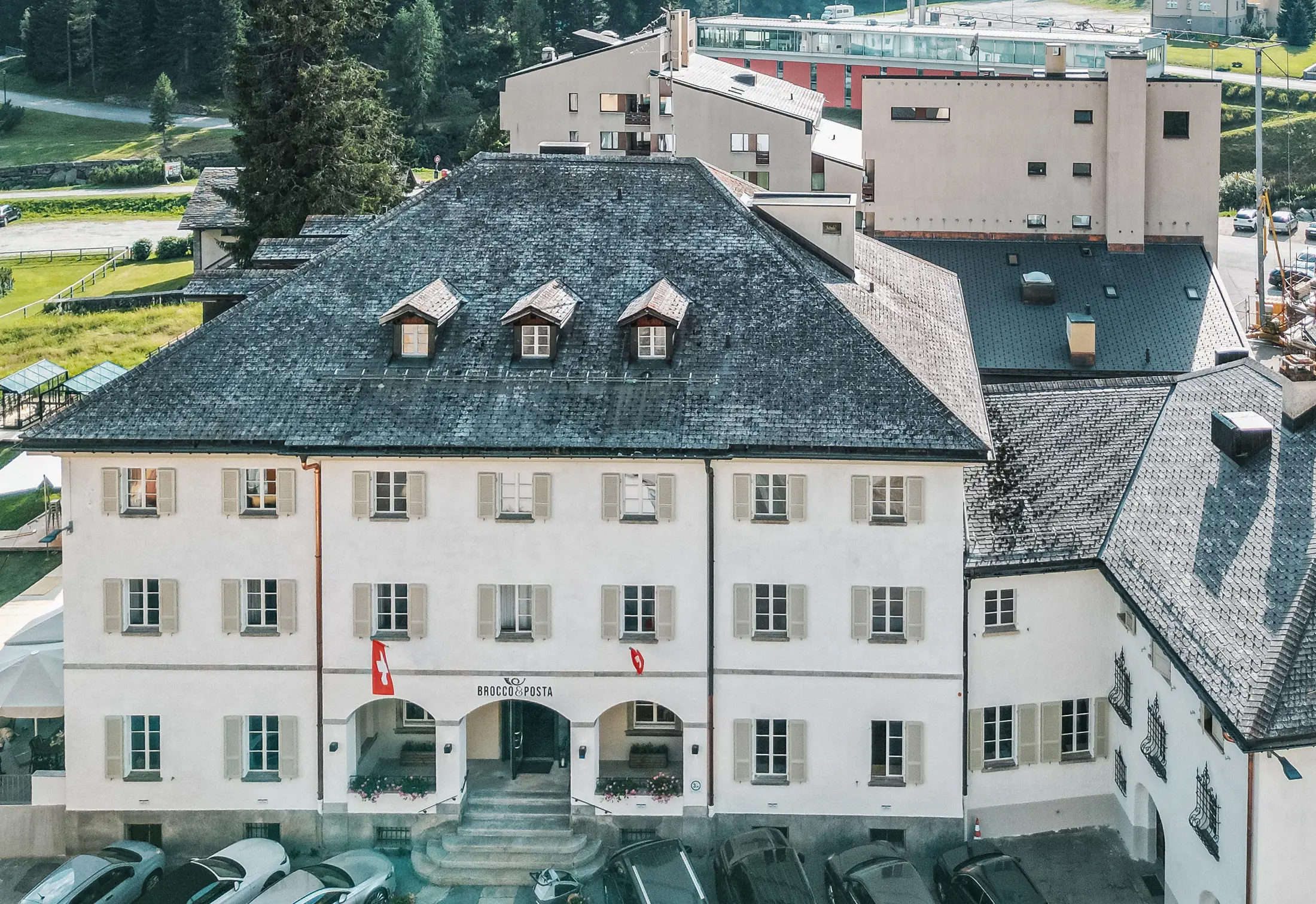 Hotel Brocco e Posta seen from above in summer
